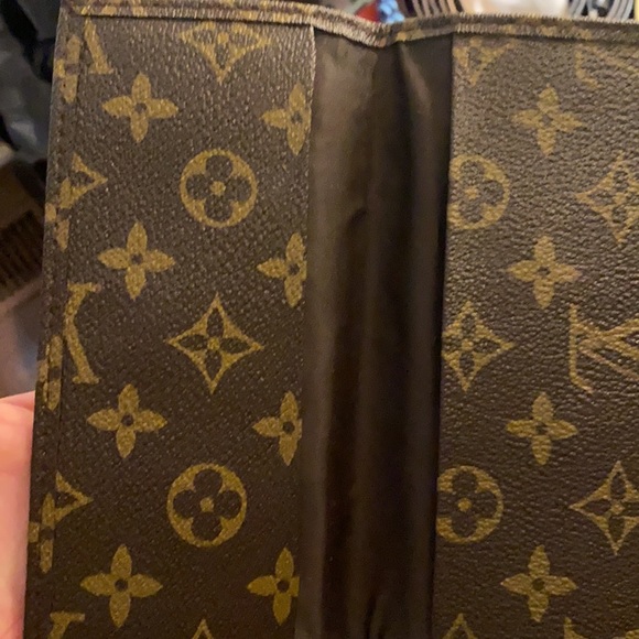 LV cash holder - Picture 2 of 6